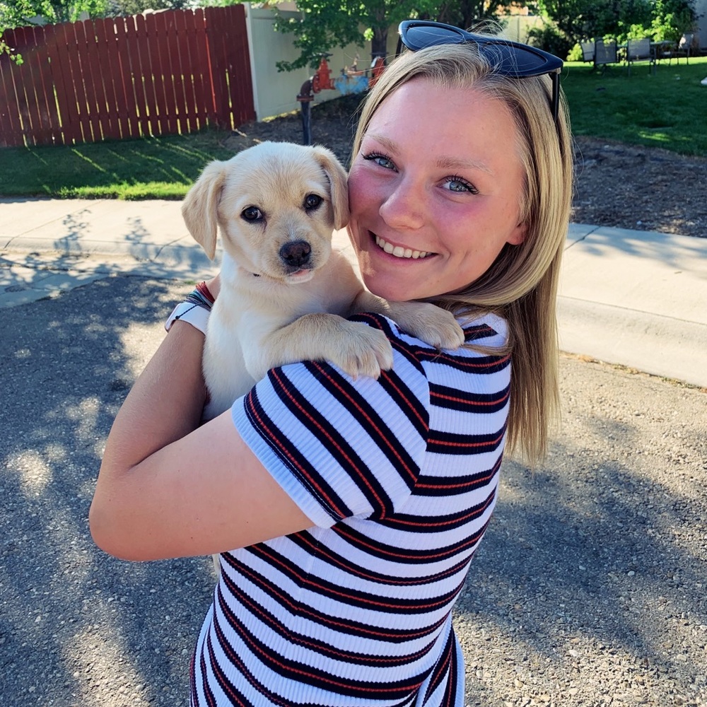 Meet your Posher, Cassie